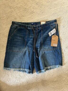 Slouch Shorts